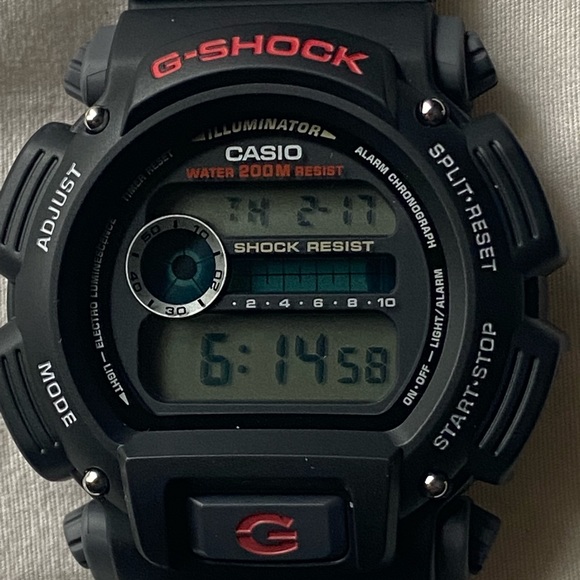 Casio G-Shock DW-9052-1VDR DW9052-1VDR Mens Watch - Picture 2 of 5